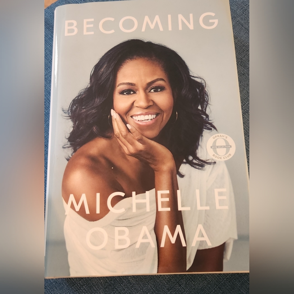 Hardback Becoming By Michelle Obama